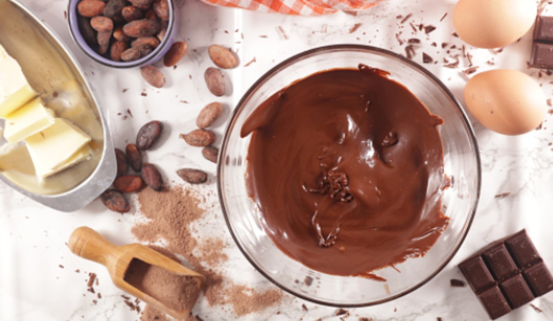 Cómo derretir chocolate y lograr que no se endurezca