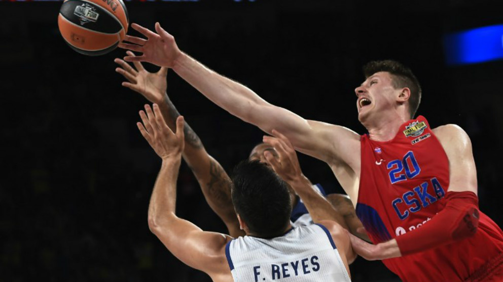 Felipe Reyes tendrá una nueva batalla contra las torres del CSKA en una Final Four. (AFP)