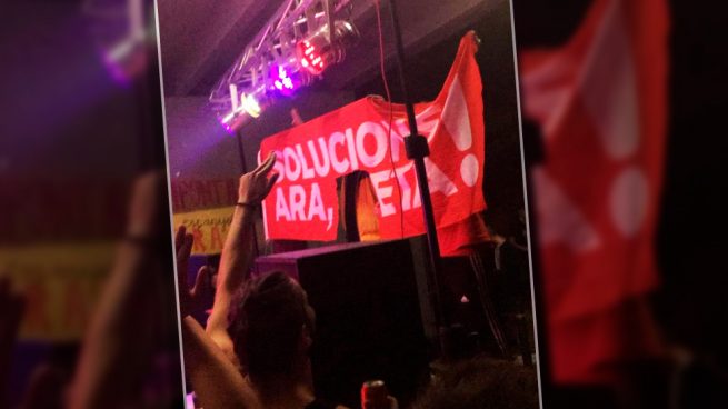 La Autónoma de Barcelona permite una fiesta en la que se colgaron carteles proetarras