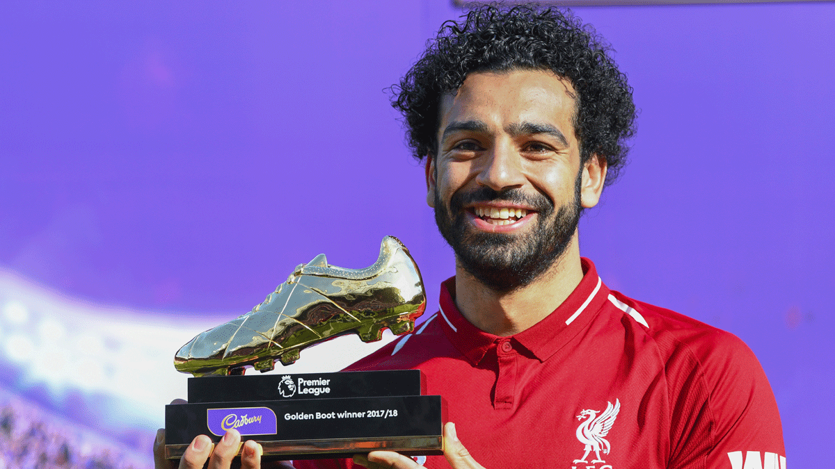 Salah,-con-la-bota-de-oro-2017-2018,-como-máximo-anotador-de-la-Premier-League-(Getty)