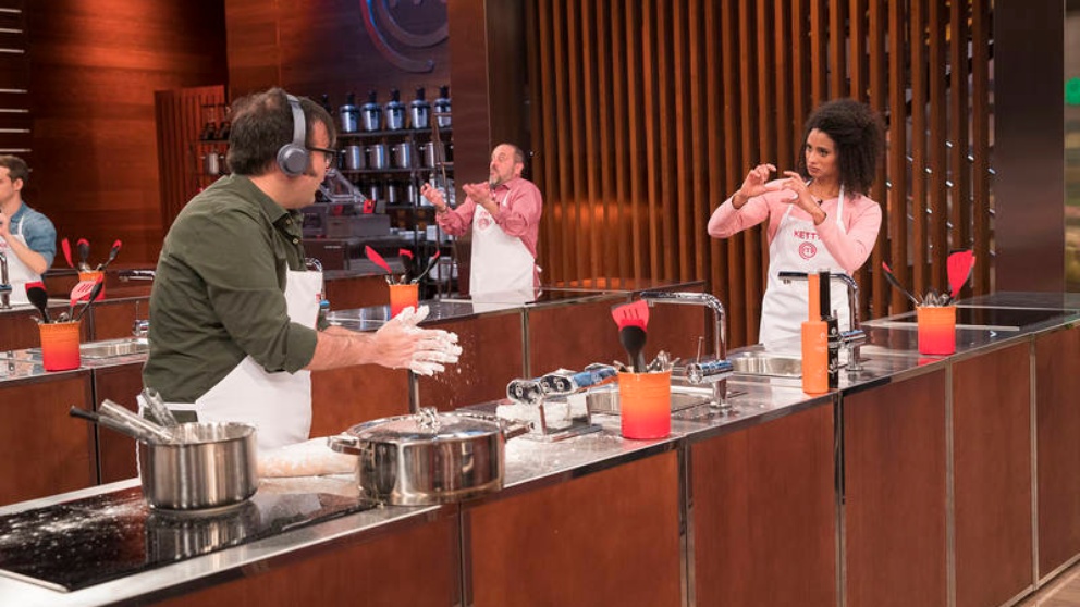 Los aspirantes en la prueba de mímica de ‘Masterchef 6’