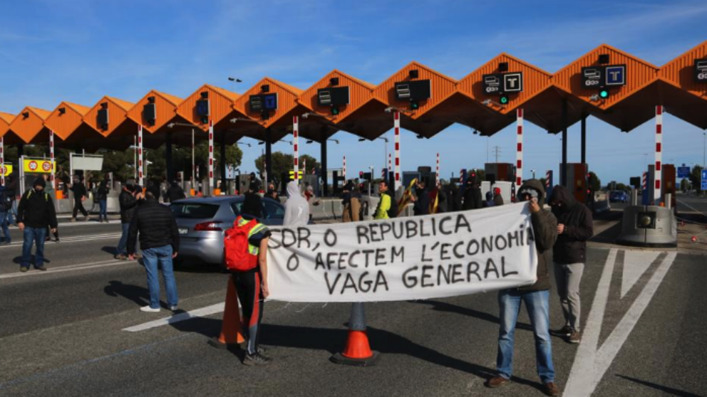 Los CDR cortan peajes la pasada Semana Santa en Cataluña