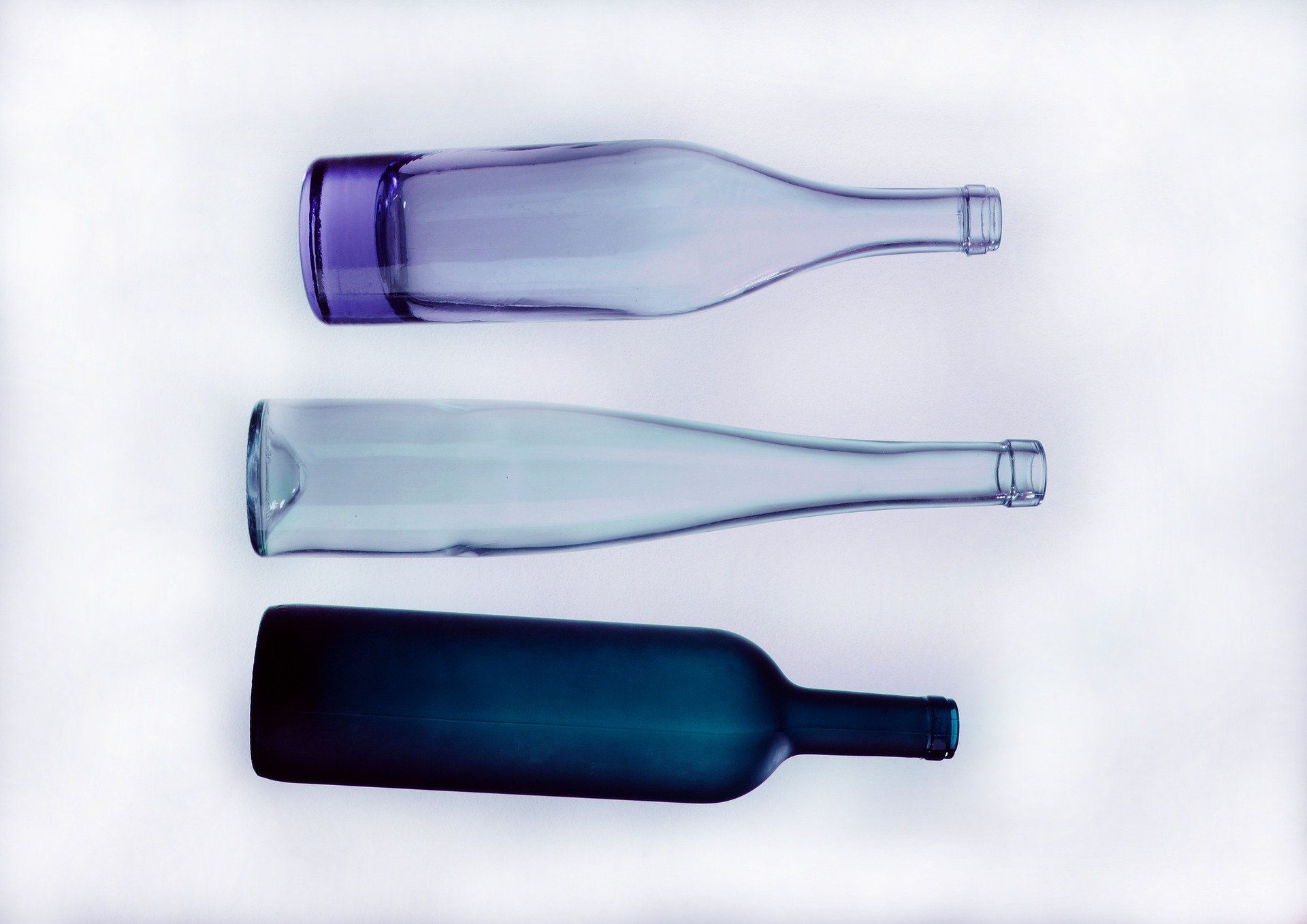 Consigue este desafío: cómo cortar botellas de vidrio con hilo