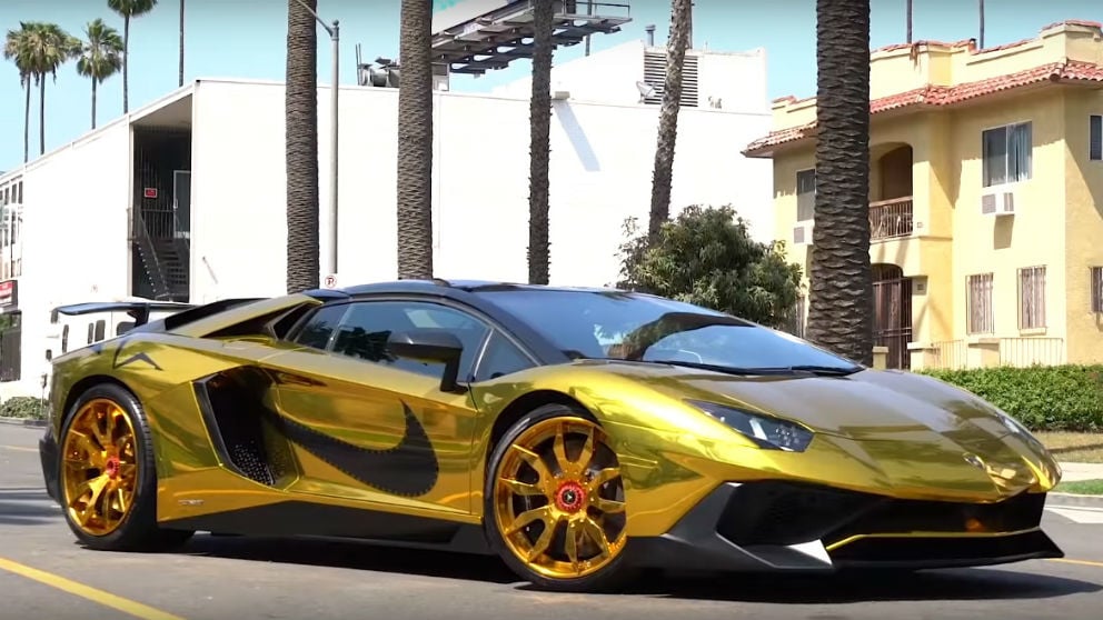 Chris Brown ha adquirido un Lamborghini Aventador SV Roadster que no tiene nada de discreto.