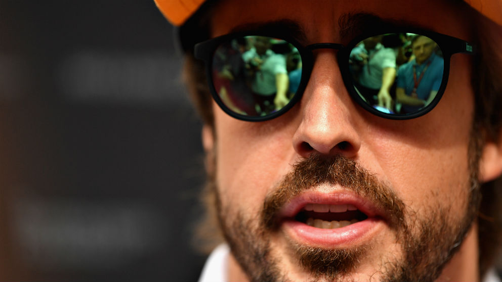 Fernando Alonso ha afirmado que no espera muchos cambios en Mónaco respecto a las carreras anteriores, por mucho que el trazado urbano sea uno de los más propicios para que se den resultados extraños. (Getty)