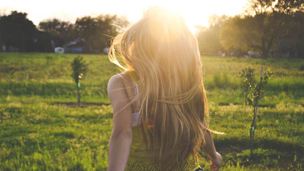 Claves para cuidar tu cabello en verano.