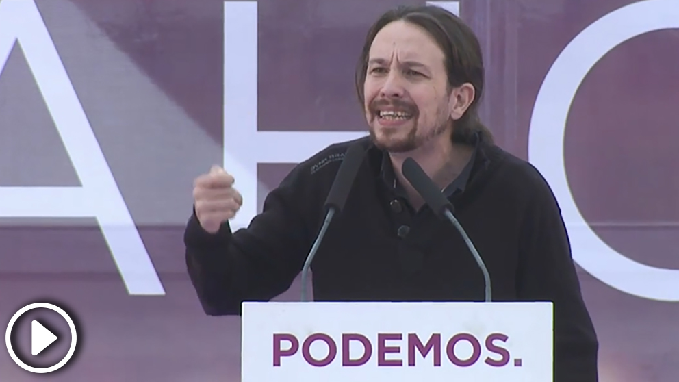 El líder de Podemos, Pablo Iglesias, en un mitin en Oviedo el 17 de mayo de 2015.