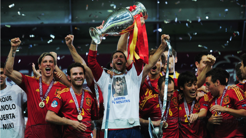 Sergio Ramos ya sabe lo que es levantar un trofeo importante en el Olímpico de Kiev. (Getty) | Final Champions League 2018