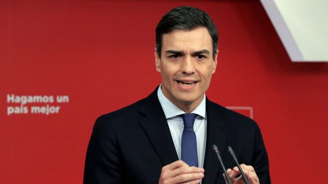 Pedro Sánchez este viernes durante el anuncio de la mocion de censura a Rajoy en Ferraz