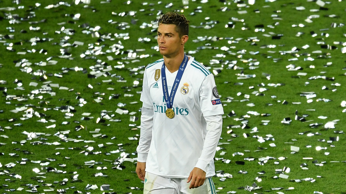 Cristiano Ronaldo, en plena celebración con cara de pocos amigos (AFP).