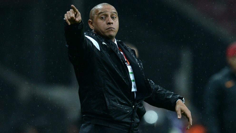 Roberto Carlos, durante su etapa como entrenador del Sivasspor turco. (Getty Images)