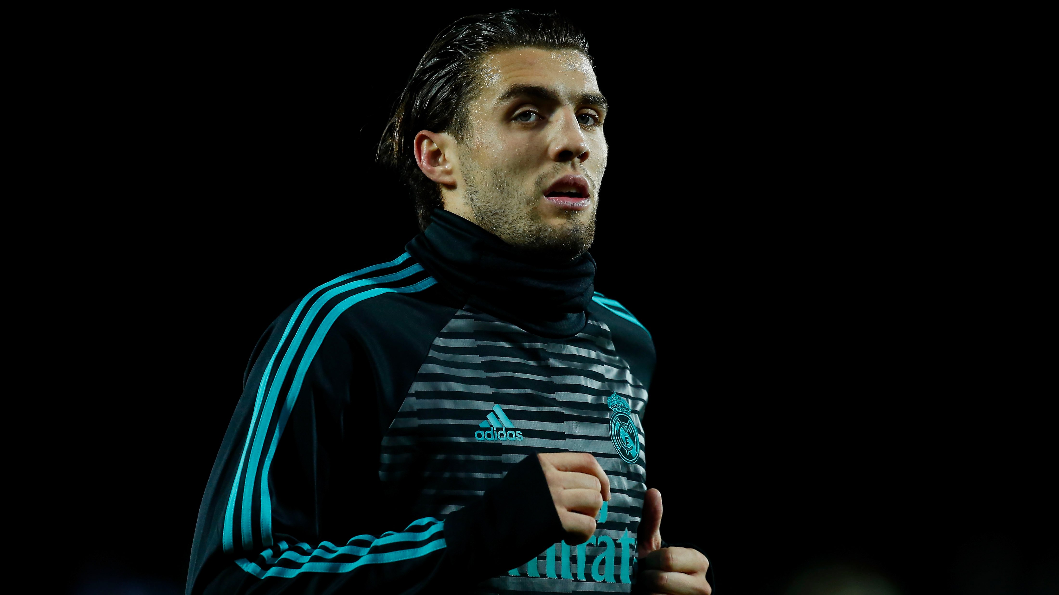 Mateo Kovacic calienta antes de un partido. (Getty)