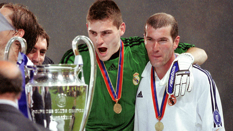 Iker Casillas quiso tener un detalle en las redes sociales con Zidane. (Getty)
