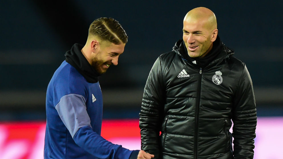 Sergio Ramos y Zinedine Zidane. (Getty)