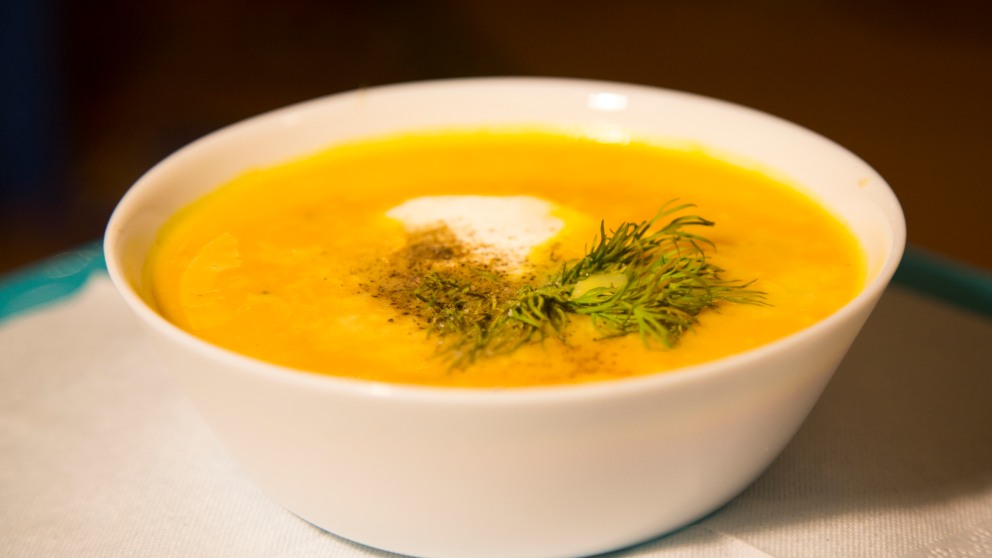 Receta de Sopa fría de calabaza y curry fácil de preparar