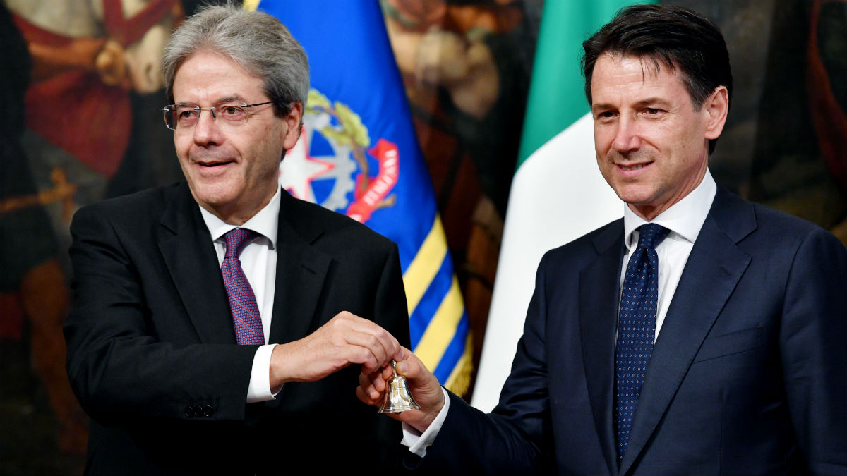 Giuseppe Conte y el presidente de la República, Sergio Mattarella (AFP).