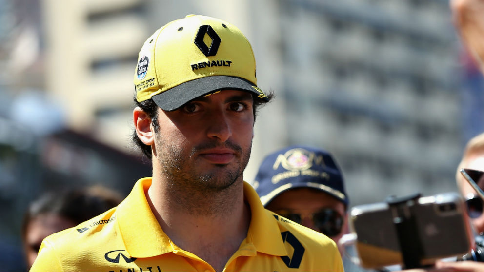 Carlos Sainz está muy bien considerado dentro de Renault, hasta el punto de que sus jefes piensan en él como el piloto ideal para su proyecto. (Getty)