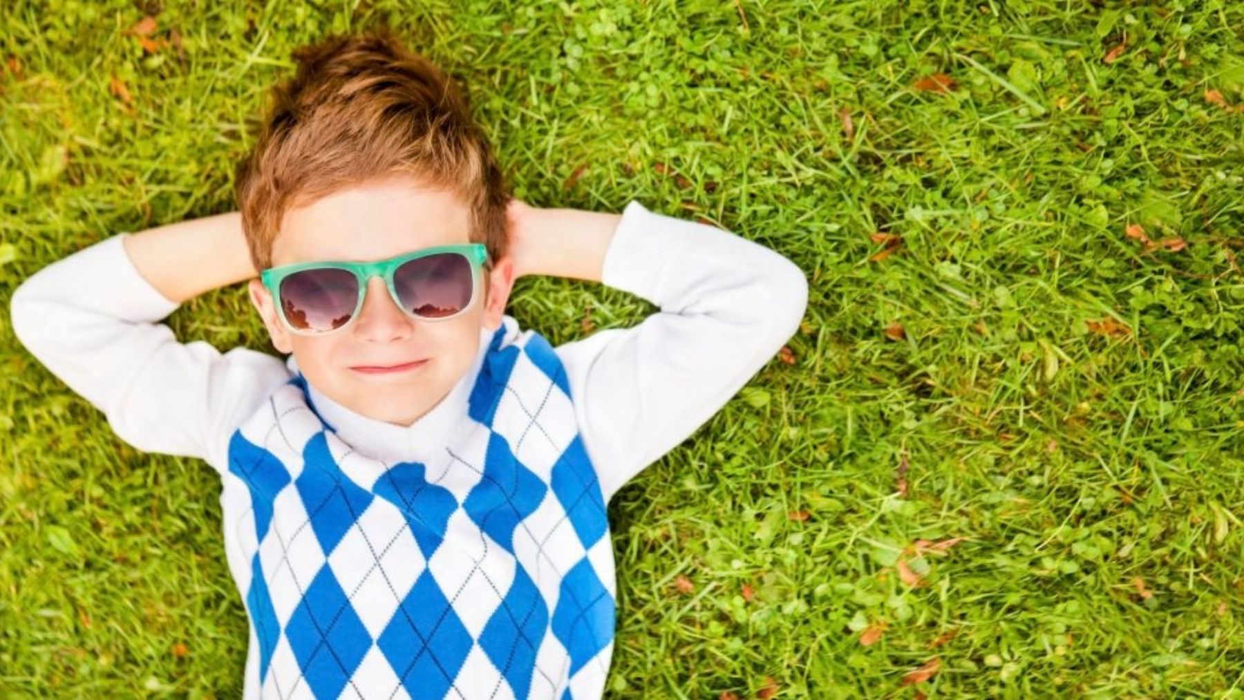 Descubre los consejos para poder comprar unas gafas de sol a los niños