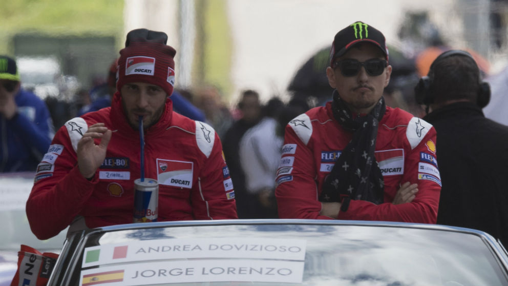 Andrea Dovizioso ha afirmado que no espera ningún tipo de ayuda por parte de Jorge Lorenzo de cara a la posible consecución del título mundial de MotoGP. (Getty)