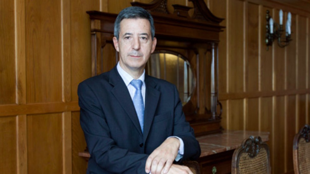 Constantino Méndez, nuevo ministro de Defensa