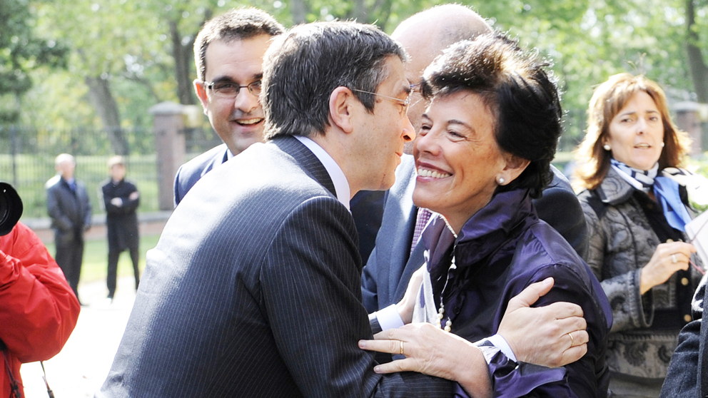 Isabel Celaá y Patxi López. (Foto: AFP)