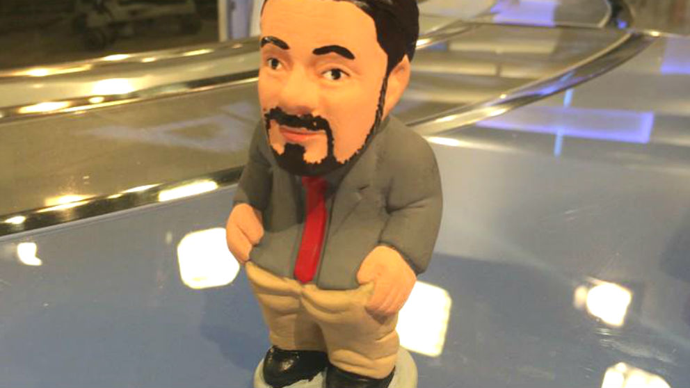 El muñeco de ‘caganer’ de Pablo Iglesias publicado en Twitter por el ministro Màxim Huerta.