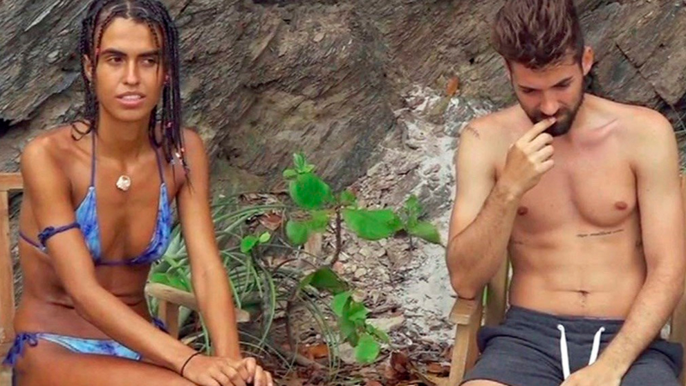 Sofía confesó que está enamorada de Alejandro Albalá en ‘Supervivientes’. (Foto: Telecinco)