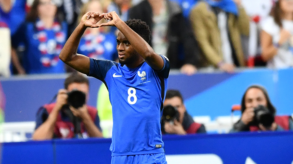 Lemar celebra un gol con Francia. (Getty)