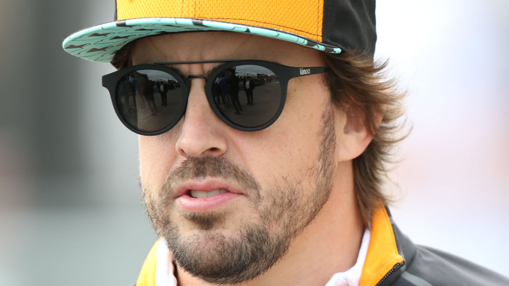 Fernando Alonso ha recibido un revés con el rendimiento del McLaren. (AFP)