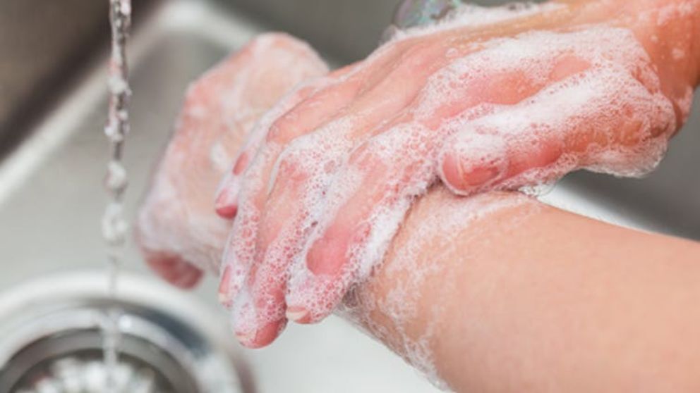 Descubre cómo lavar las manos de manera correcta