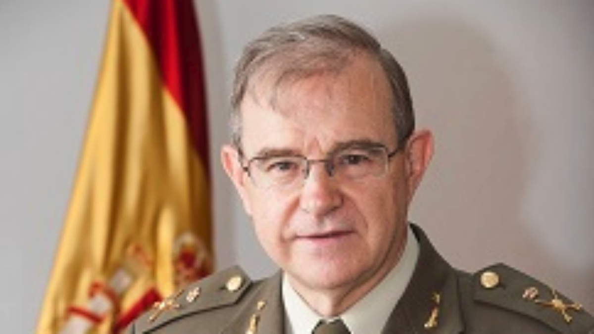 El general Ballesteros, es el director de Seguridad Nacional (IEEE).