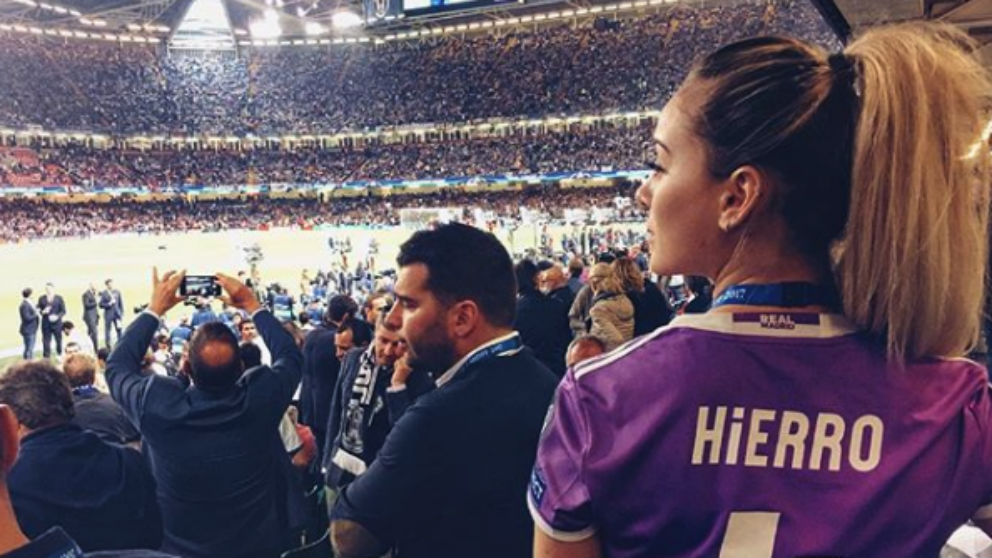La hija de Fernando Hierro, en la Duodécima Champions del Real Madrid.