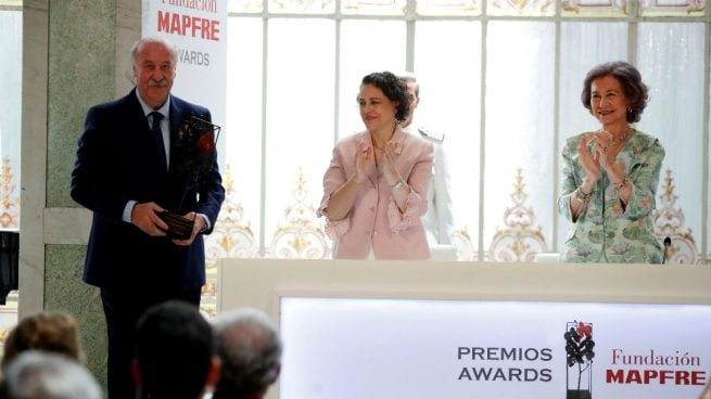 Fundación Mapfre premia a Vicente del Bosque y a otras cuatro entidades por su compromiso solidario