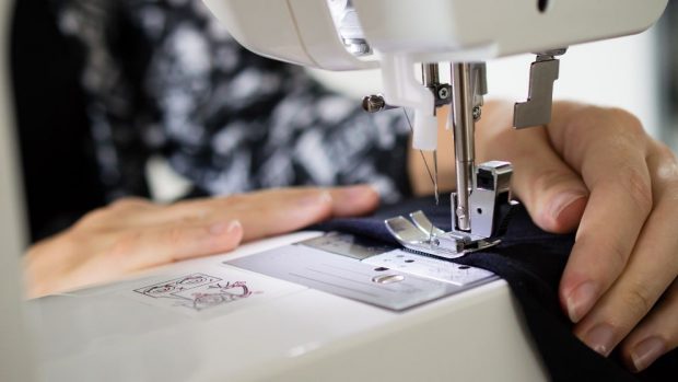 Cómo elegir máquina de coser