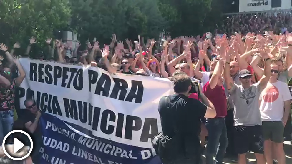 Manifestación de policías municipales contra el Ayuntamiento de Madrid