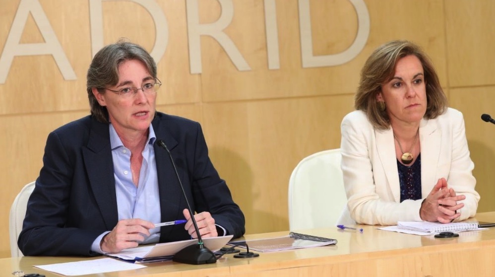 Marta Higueras y Puri Causapié presentando la nueva Tarjeta. (Foto. Madrid)