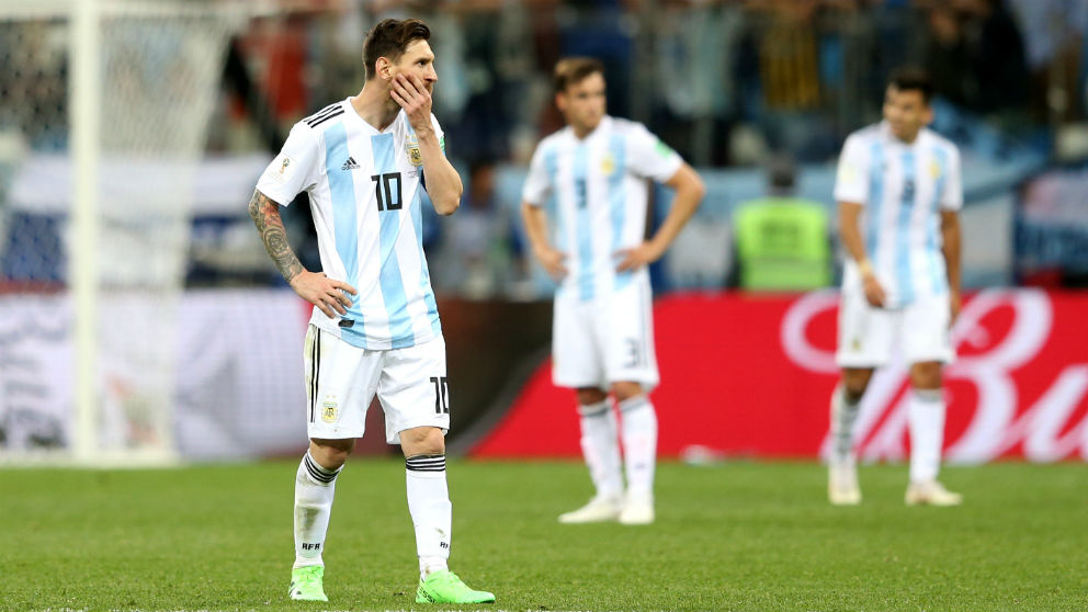 Leo Messi y los jugadores de Argentina se lamentan tras la derrota frente a Croacia. (Getty) | Argentina – Croacia | Mundial 2018 Rusia
