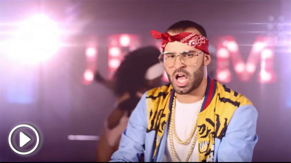 Jesé Rodríguez, con un look pecualiar, en su nuevo videoclip como Jey M.