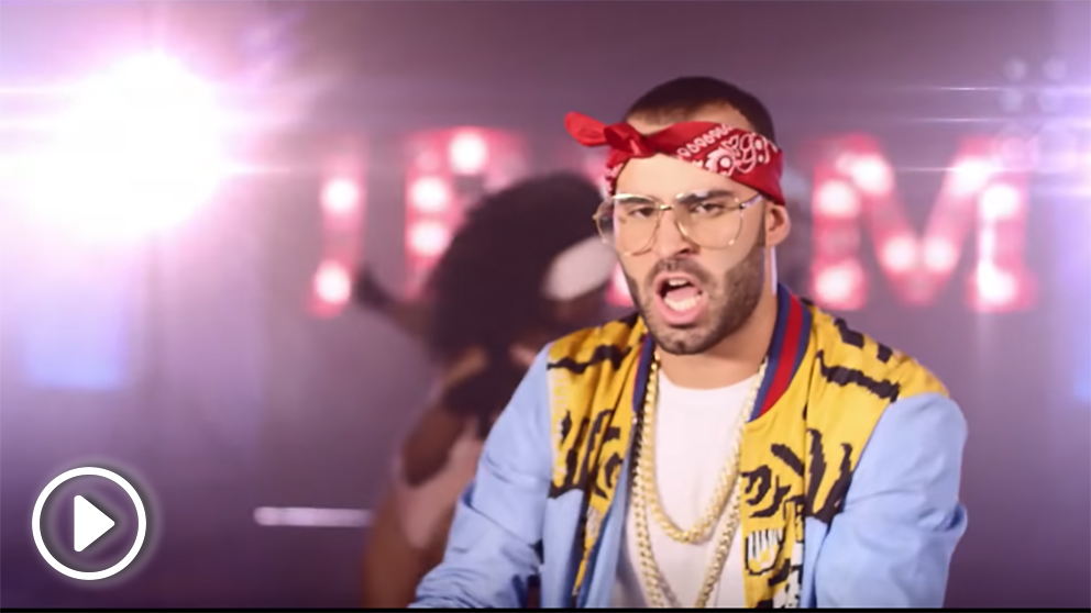 Jesé Rodríguez, con un look pecualiar, en su nuevo videoclip como Jey M.