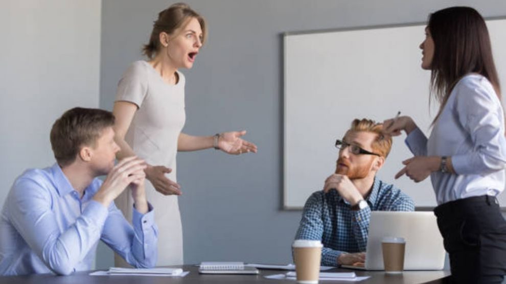 Aprende cómo solucionar un conflicto laboral