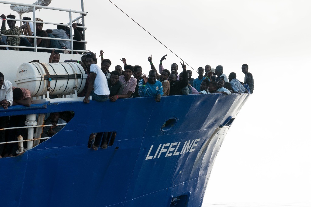 Barco de rescate de la ONG alemana Mission Lifeline. Foto: Mission Lifeline / EP
