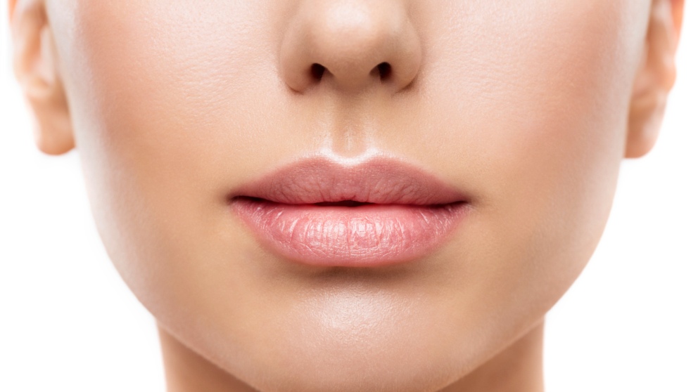 Cómo rejuvenecer el contorno de labios