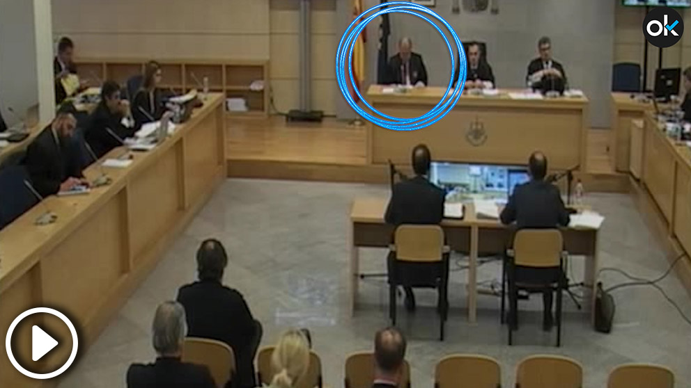 El juez durmiéndose durante el juicio a la Gürtel