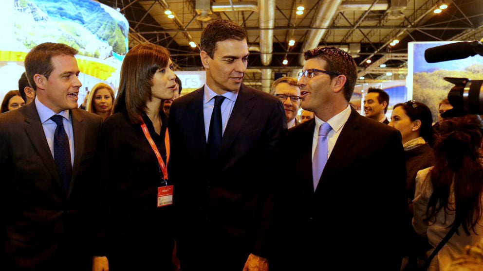 El presidente de la Diputación de Valencia, Jorge Rodríguez, junto a Pedro Sánchez