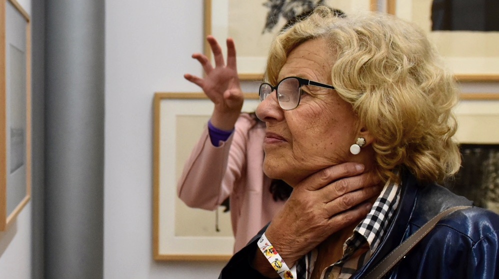 Manuela Carmena en una exposición. (Foto. Madrid)