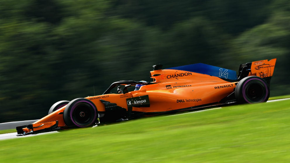 Fernando Alonso comenzará el GP de Austria de Fórmula 1 desde el pit lane al tener que equipar un alerón delantero diferente al usado ayer en la clasificación. (Getty)