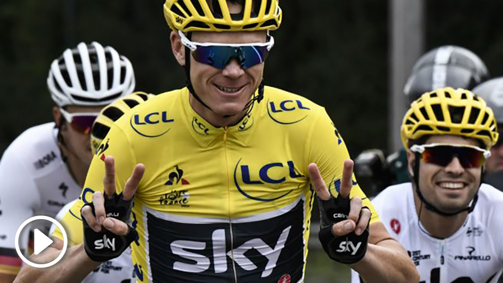 Chris Froome celebra su cuarto Tour en París. (AFP)