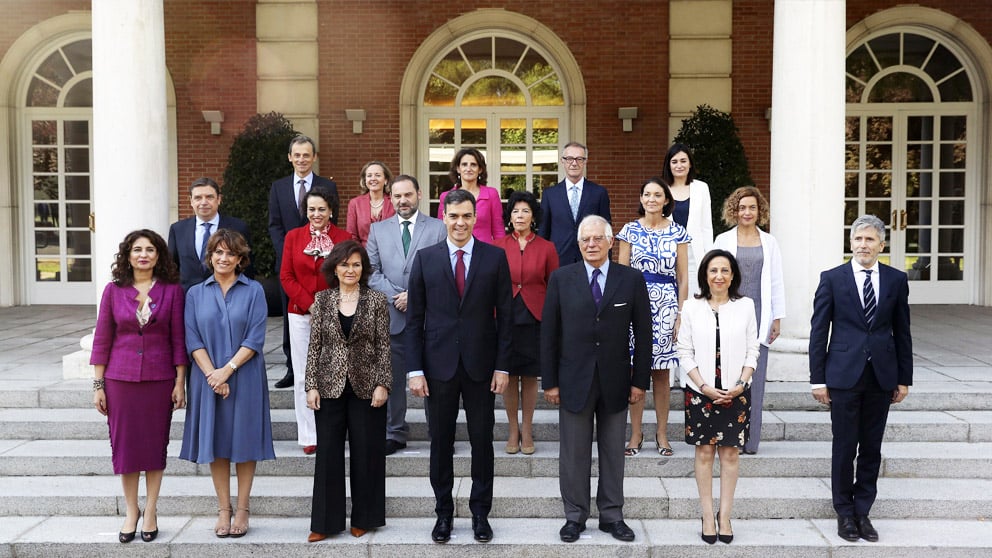 Foto oficial del Consejo de Ministros de Pedro Sánchez. (Foto: EFE)