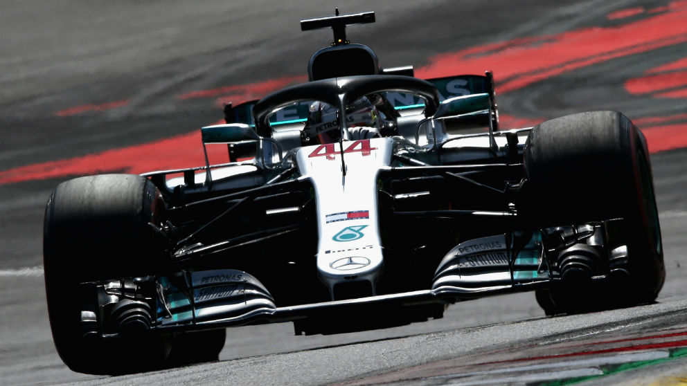 Lewis Hamilton ha comenzado fuerte el Gran Premio de Gran Bretaña de Fórmula 1 liderando la primera sesión de entrenamientos libres. (Getty)