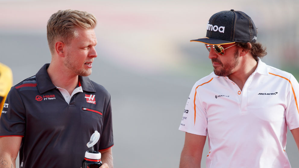 El pique entre Fernando Alonso y Kevin Magnussen tiene su origen en 2015 con la llegada del español a McLaren. (Getty)